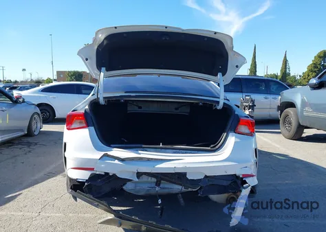 2022 Kia K5 Gt-Line z USA, uszkodzony, nr VIN 5XXG64J21NG100859